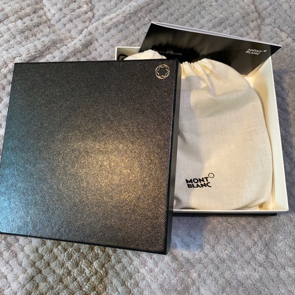 MONT BLANC BELT IN BLACK - Picture 4 of 5